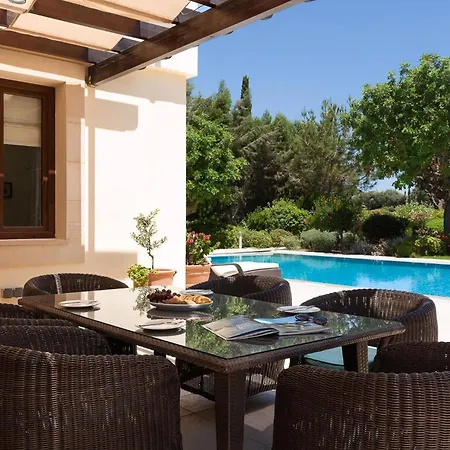 Villa Aphrodite Hills Superior Superior 0336 Air Conditioning 4 Bedrooms *