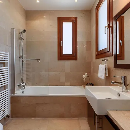 Villa Aphrodite Hills Superior Superior 0336 Air Conditioning 4 Bedrooms