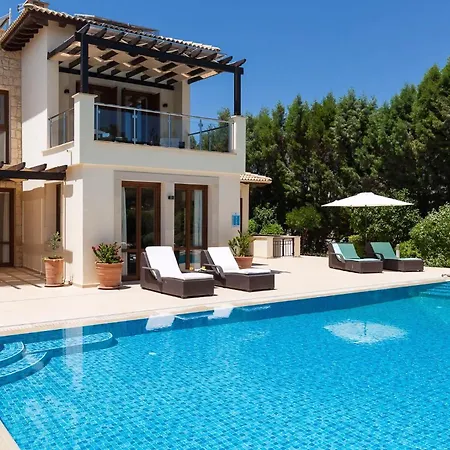 Aphrodite Hills Superior Superior 0336 Air Conditioning 4 Bedrooms Villa Paphos