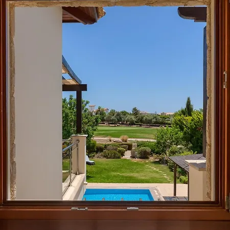 Aphrodite Hills Superior Superior 0336 Air Conditioning 4 Bedrooms Paphos