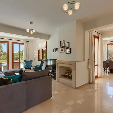 Aphrodite Hills Superior Superior 0336 Air Conditioning Villa *